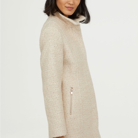 Women's Beige Textured Jacket - Picture 5 of 5
